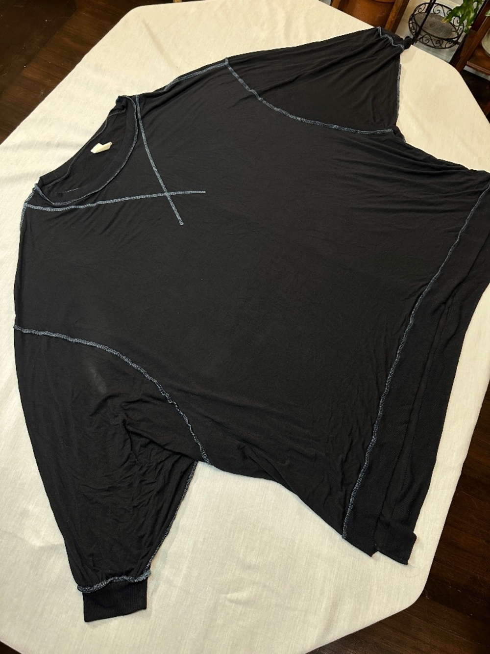 Free People We The Free oversized batwing top size M/L contrast stitching lounge